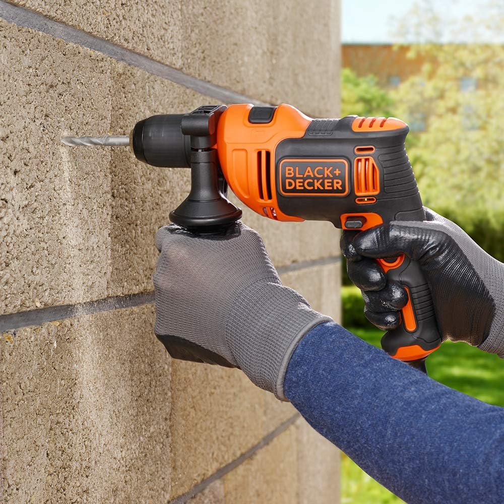 BLACK & DECKER - 710W CORDED HAMMER DRILL