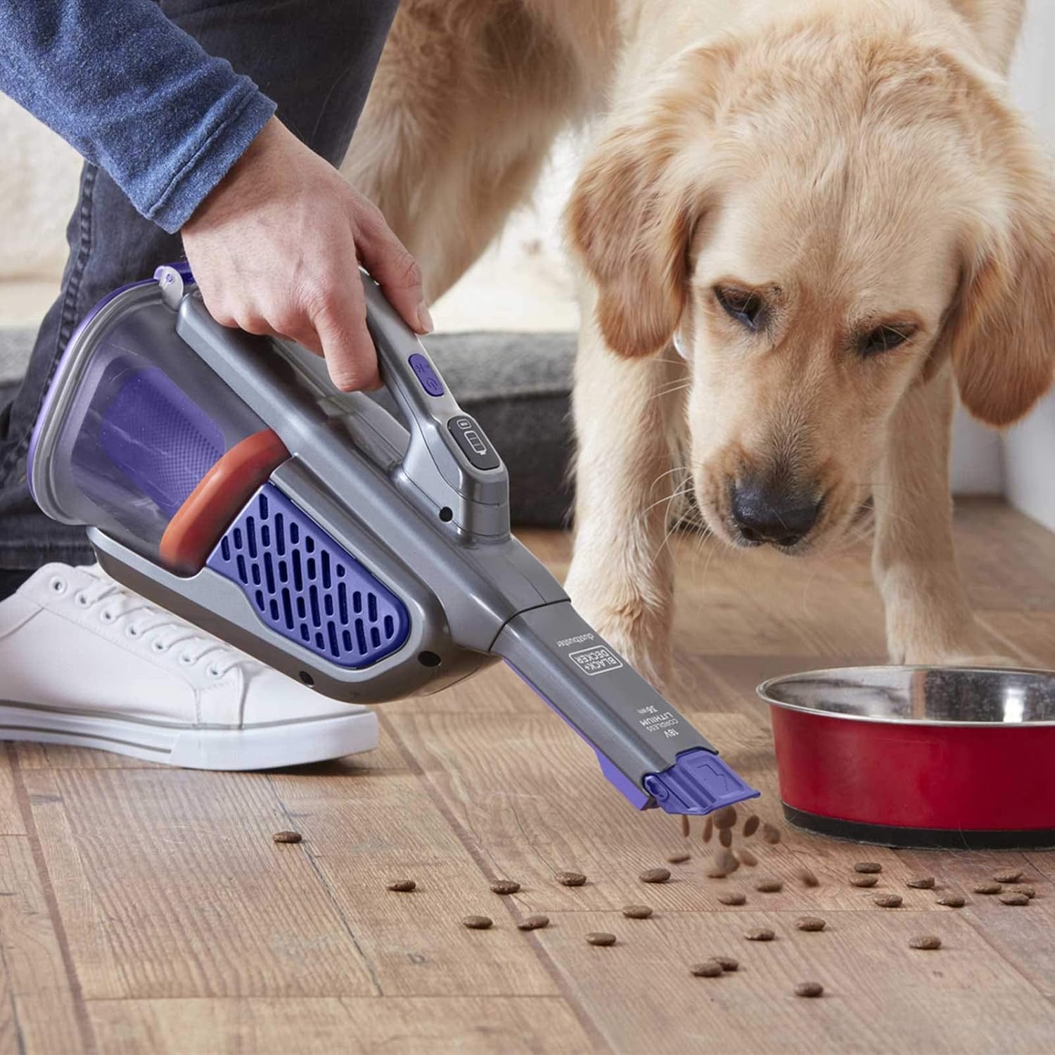 BLACK & DECKER - 18V LI-ION DUSTBUSTER/PET EXTENSION
