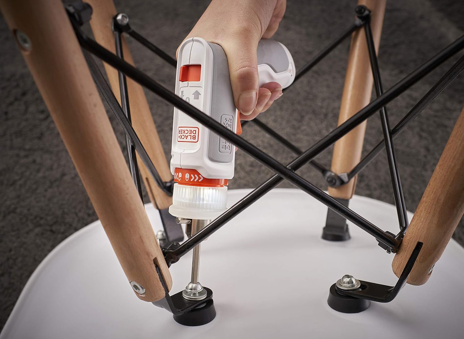 BLACK & DECKER - 3.6V FURNITUREASSTOOL+MICROUSB+7ACC