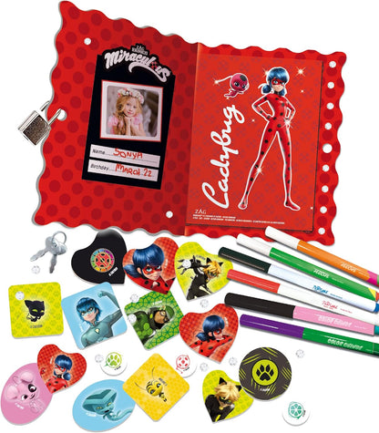 Lisciani - MIRACULOUS Ladybug - Mi Diario Secreto - Diario Personalizable con Candado - Manualidades a partir de 4 años - Incluye Rotuladores, Pegatinas y Accesorios - Fabricado en Italia