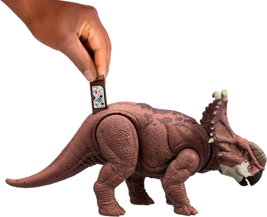 Mattel Jurassic World: Chaos Theory Netflix - Wild Roar Pachyrhinosaurus Dinosaur Figure with Continuing Head Strike & Roar Sound, Posable Toy & Digital Play, Ages 4 Years & Up, HTK72
