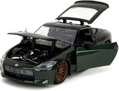 Jada 253203100 Fast & Furious Nissan Z from 2023 in Scale 1:24, Metal Collector car Under License Fast & Furious with Opening Doors and Trunk and Hood, for Children from 8 Years Old