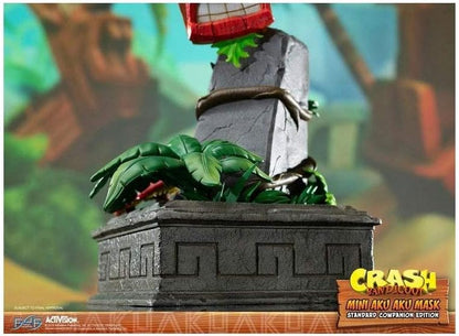 First4Figures - Crash Bandicoot (Mini Aku Aku Mask) RESIN Statue