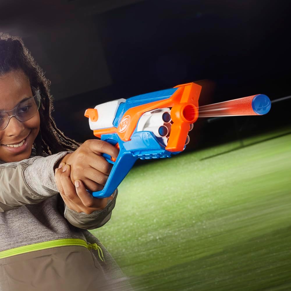 Nerf N Series Agility Blaster, leichte Bauweise mit rotierender Trommel und Spannschlitten für extra Lange Reichweite, 12 Nerf Darts, Jungen und Mädchen