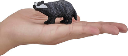 MOJO – Badger | Hand-Painted Toy Figure | British Woodland Collection | True to Life & Highly Detailed | Designed in UK