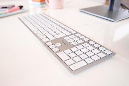 CHERRY KC 6000 SLIM, ultra-flat design keyboard, US international layout (QWERTY), wired (USB-A connection), quiet, durable key labelling, silver