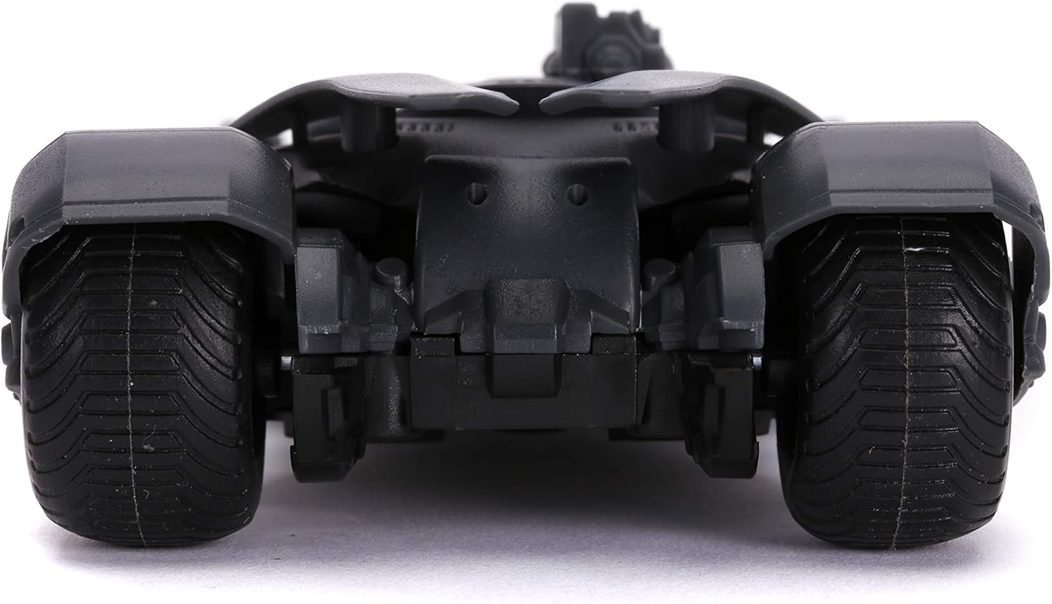 Jada JA31706 1:32 Justice League Batmobile + Batman Figure, Black