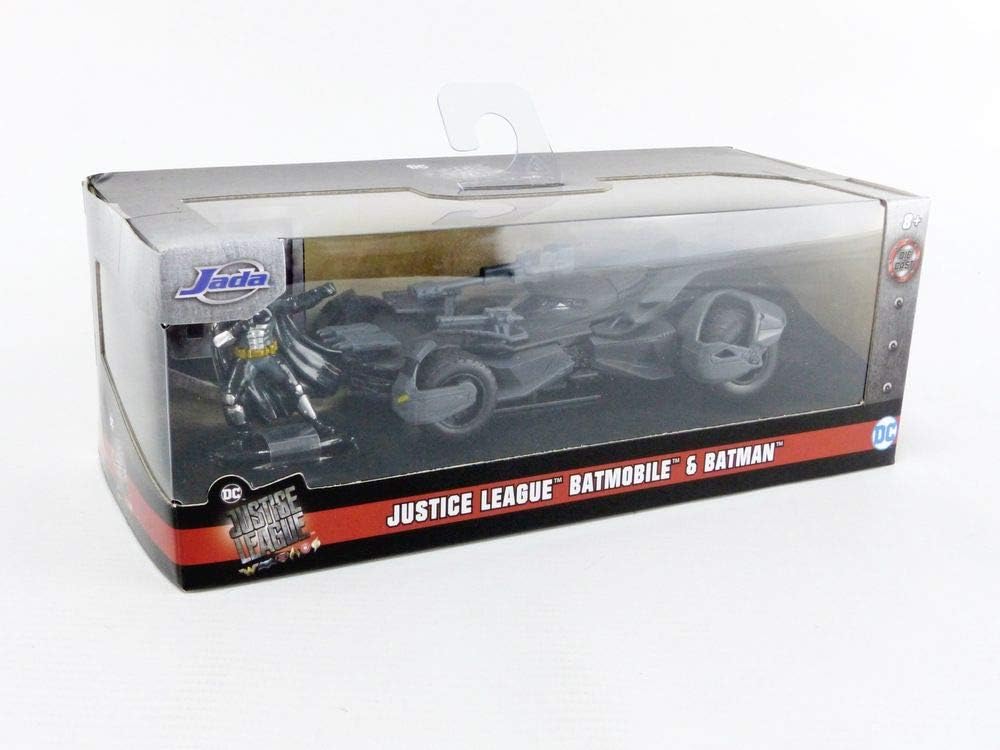 Jada JA31706 1:32 Justice League Batmobile + Batman Figure, Black