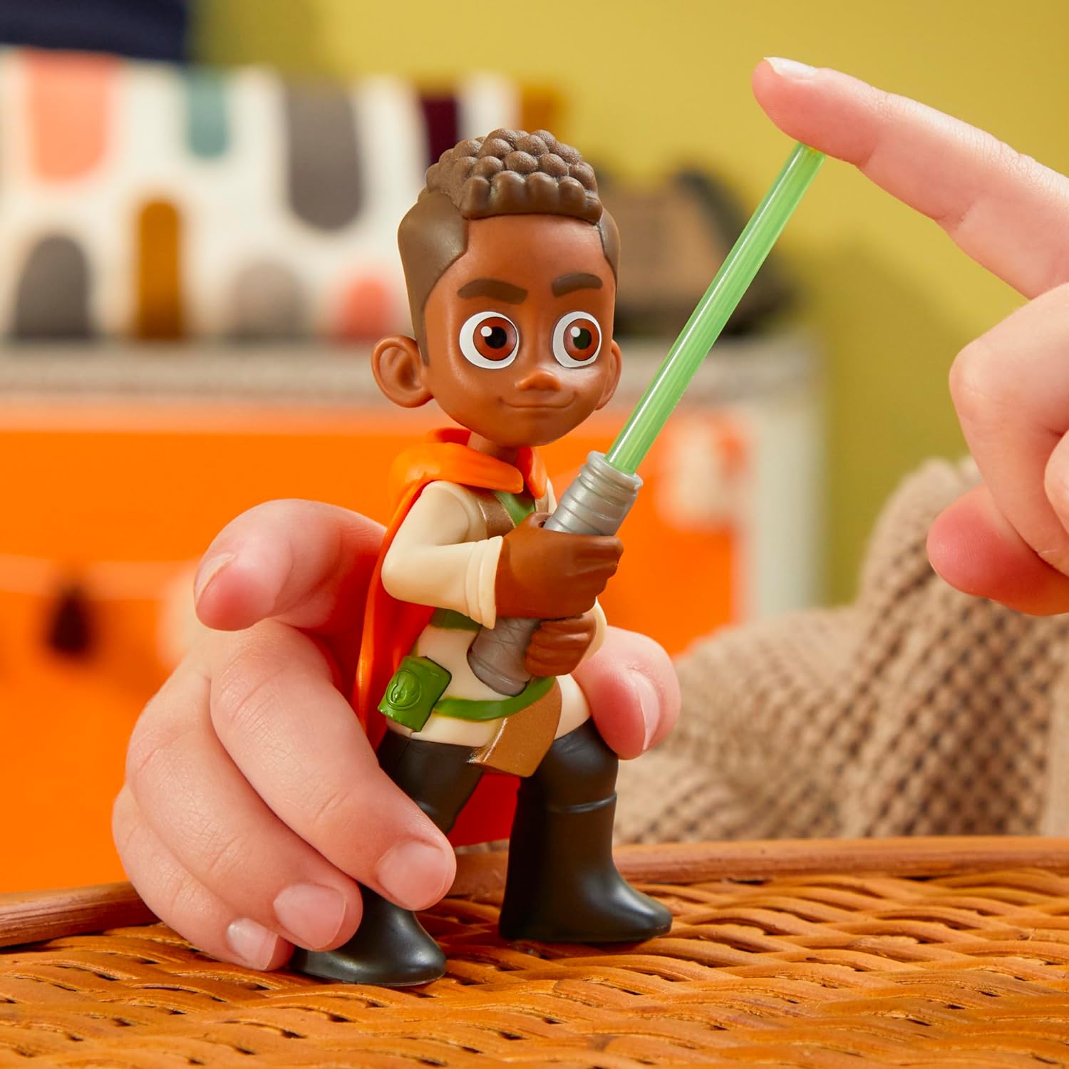Star Wars Pop-Up Lichtschwert Duell, Kai Brightstar & Taborr Action-Figuren (10 cm), Spielzeug für Kinder
