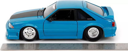 Jada Toys 253203098 Fast & Furious 1989 Ford Mustang GT offizielles Lizenziertes Metall-Fahrzeug aus Film Schnell und wütend, öffnende Elemente, Maßstab 1:24.