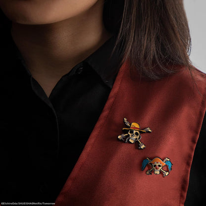 Cinereplicas One Piece - Set of 2 Luffy/Buggy/Zoro/Usopp/Nami/Arlong/Sanji/Zeff Pins - Official License