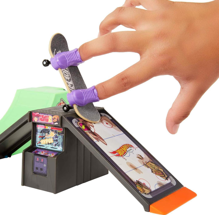 Bundle of Hot Wheels Arcade Skatepark Playset, Tony Hawk Fingerboard, Pair of Skate Shoes + Tony Hawk Fingerboard & Skate Shoes Multipack, 4 Boards, 2 Pairs of Shoes, 1 Exclusive Set (Styles May Vary)