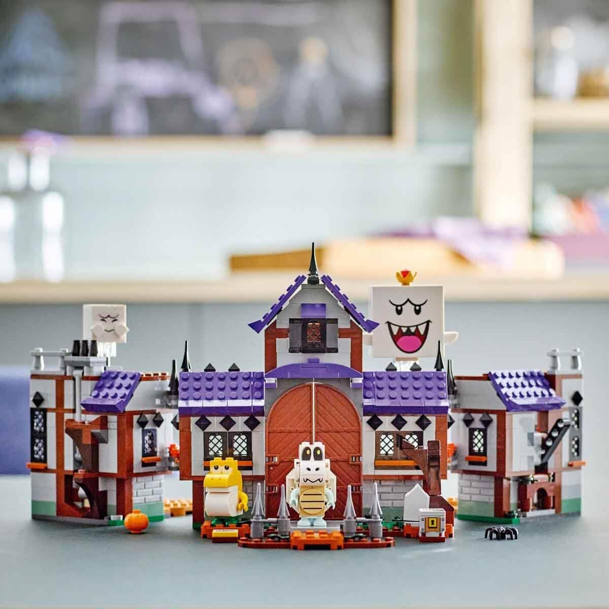 LEGO Super Mario König Buu Huus Spukhaus, Spielzeuggeisterhaus für Kinder, Nintendo Set zum Sammeln, mit Baby Yoshi, Geschenk für Jungen, Mädchen und Gamer ab 8 Jahren 71436