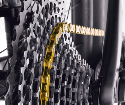 KMC X12 Ti-N Gold/Black Waxed 126L chain