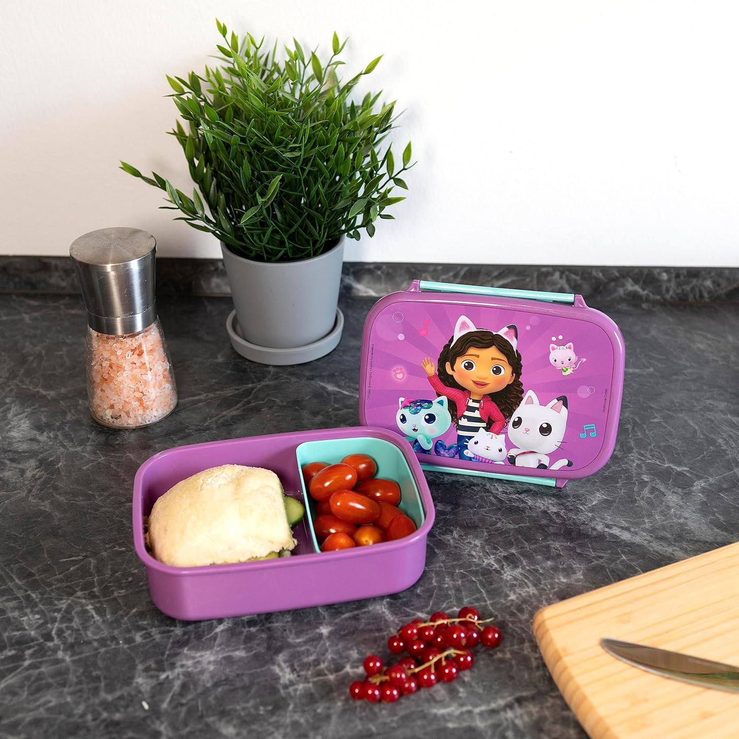 Scooli - Set di stoviglie per Bambini Gabby's Dollhouse - Set Composto da Cestino per Il Pranzo e biberon - Ideale per la Scuola o l'asilo - per Bambini dai 4 Anni - in plastica - Senza BPA