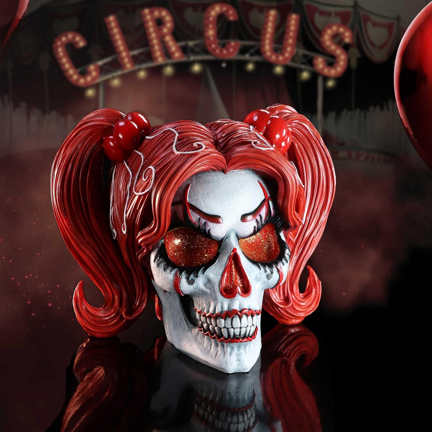 Nemesis Now Drop Dead Gorgeous Clown-Puppenschädel mit Glitzeraugen, 19 cm, aus feinstem Kunstharz, fachmännisch handbemalt
