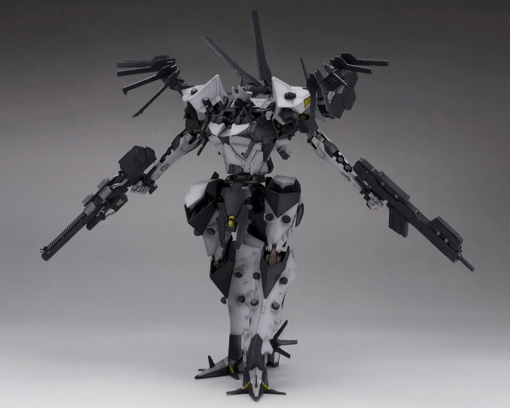 Armored Core Figurine Plastic Model Kit 1/72 BFF 063AN Ambient 22 cm