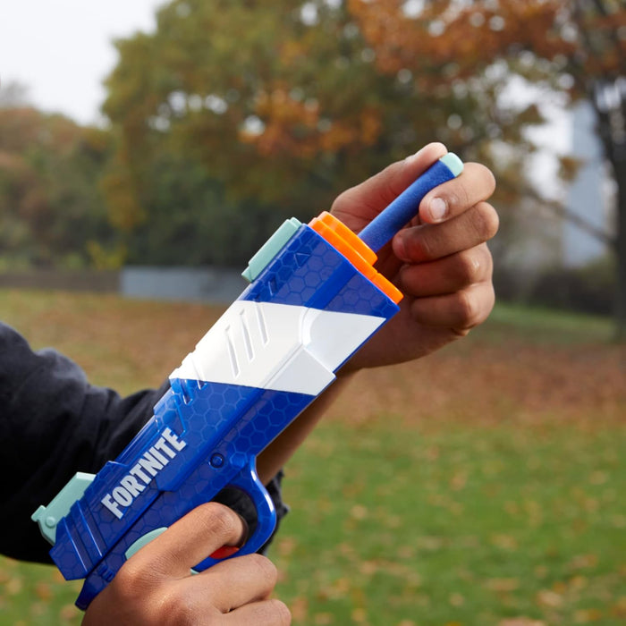 Nerf Fortnite Dual Pack - 2 Fortnite Blasters, Flint-Knock & LP Dart Blasters, 6 Elite Foam Darts