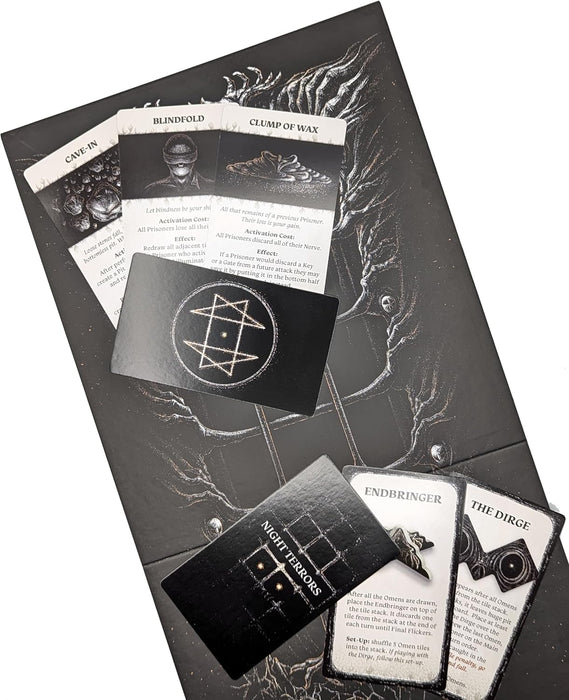 Smirk & Dagger The Night Cage Expansion The Shrieking Hollow Tile Placement - Juego de mesa cooperativo con nuevas amenazas y desafíos, para mayores de 14 años, de 1 a 5 jugadores y de 40 a 60 minutos