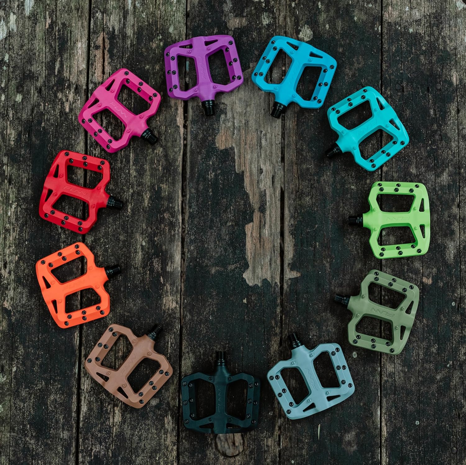 Funn Taipan S Glass Fiber Reinforced Thermoplastic Bike Pedals with 9/16-inch CrMo Axles and Shin-Friendly Pins for MTB/BMX/Urban/Gravel Riding