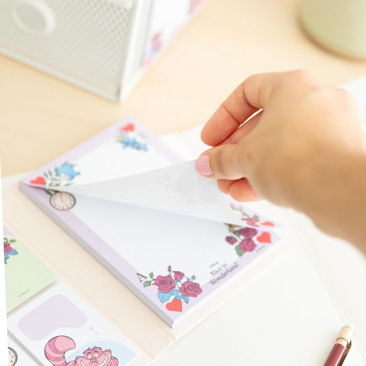 Grupo Erik Notizblock Block Buch Disney Alice im Wunderland Notizzettel Block für To Do Liste Einkaufszettel oder Einkaufsliste Beige