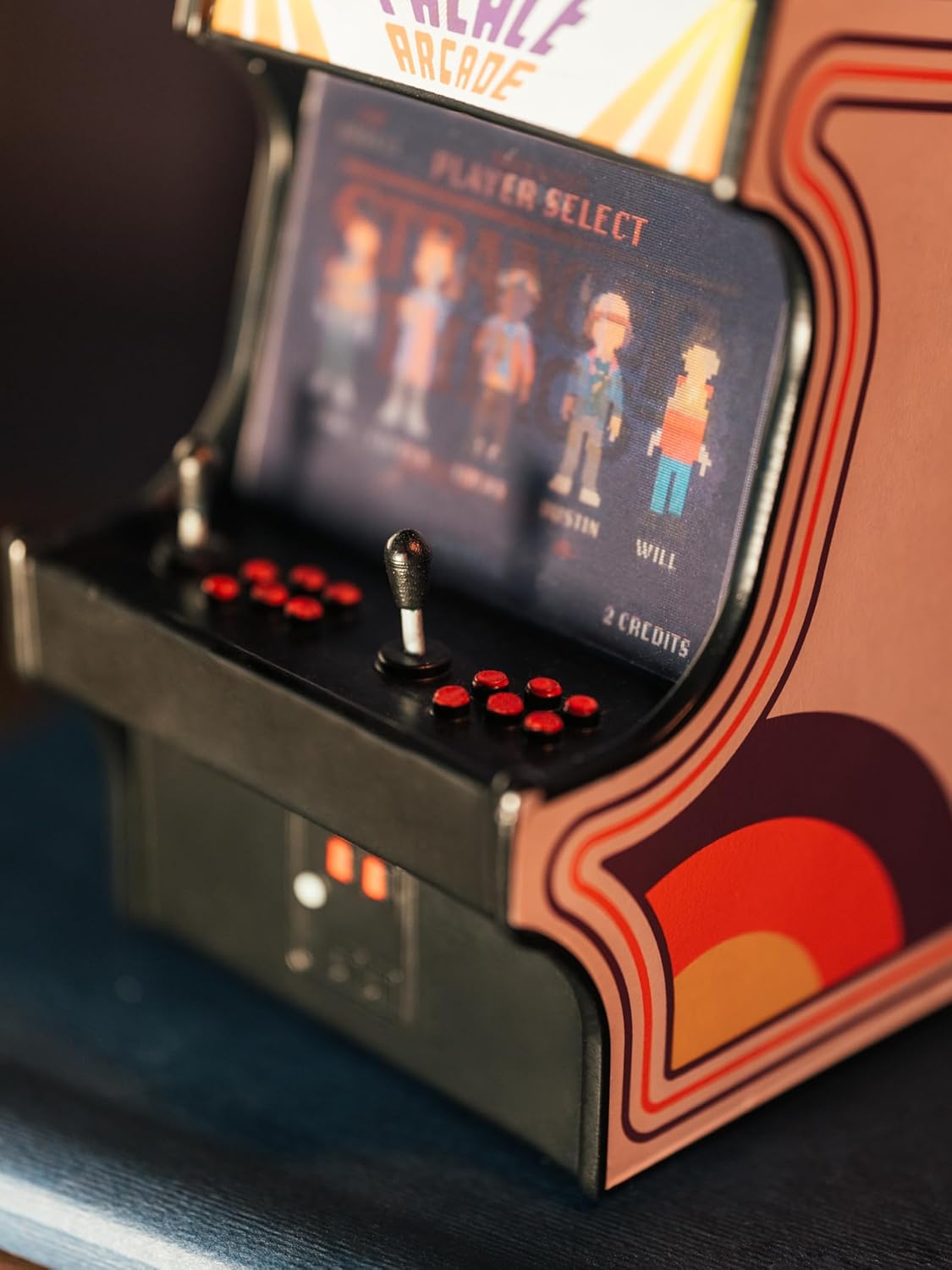 Grupo Erik Portapenne Stranger Things - Porta penne per Scrivania Gaming, Stranger Things Gadget : Accessori Scrivania Gaming in Resina │ Regalo per Fan, Merchandising Ufficiale (11,5x9 cm