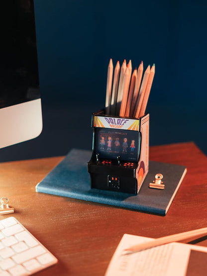 Grupo Erik Portapenne Stranger Things - Porta penne per Scrivania Gaming, Stranger Things Gadget : Accessori Scrivania Gaming in Resina │ Regalo per Fan, Merchandising Ufficiale (11,5x9 cm