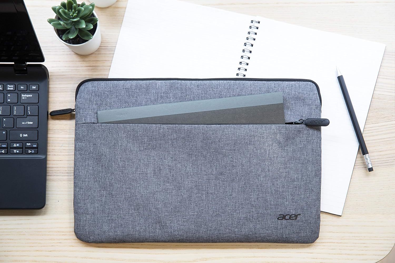 Acer Protective Sleeve for up to 11.6 Inch Notebooks and Tablets: Universal Protective Sleeve/Water Resistant Outer Material/Protects Against Dirt and Bumps/Extra Front Pocket/Light Grey