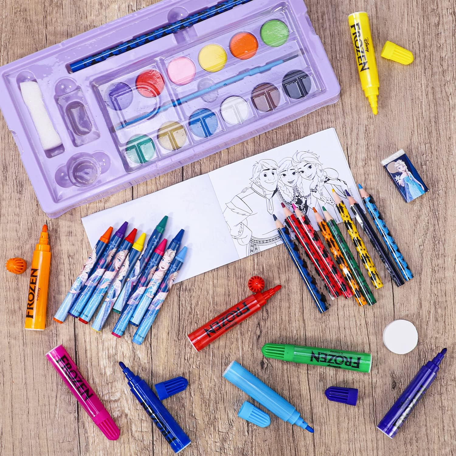 Disney Frozen Frozen Kids 52st Kleurkunst Briefpapier Set met Aquarel Vilt Tip Pennen Kleurpotloden en Potloden Reisset voor Kinderen, 13,27 g (Pack van 52) (0000563356