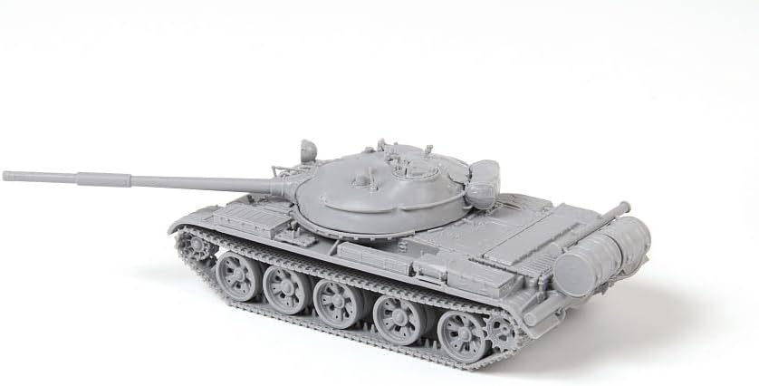 Zvezda 5077 T-62 Soviet main battle tank 1/72