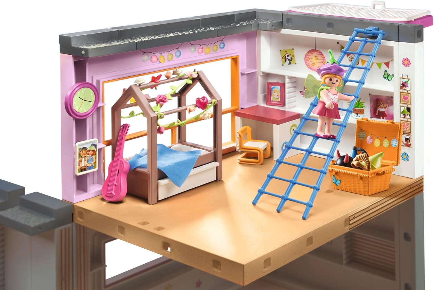 PLAYMOBIL myLife 71610 Habitación de los niños, Incluye una Figura, Hechos de más del 80% de Materiales reciclados y de Base biológica, Juguetes para niños y niñas a Partir de 4 años