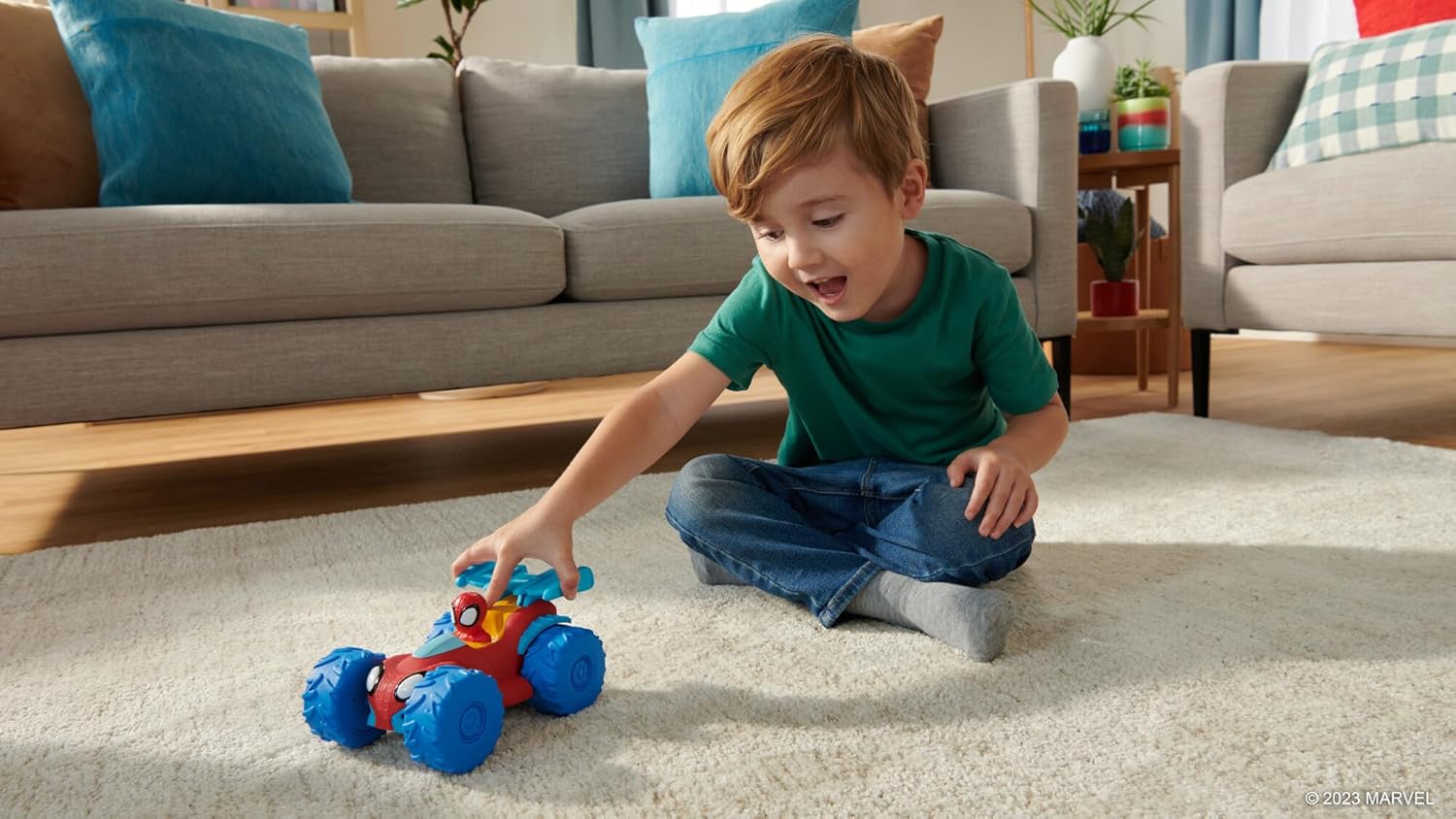 Spidey and his Amazing Friends MARVEL Spidey Web Climber - 7-Inch Rev Up Motor Vehicle that Climbs Obstacles