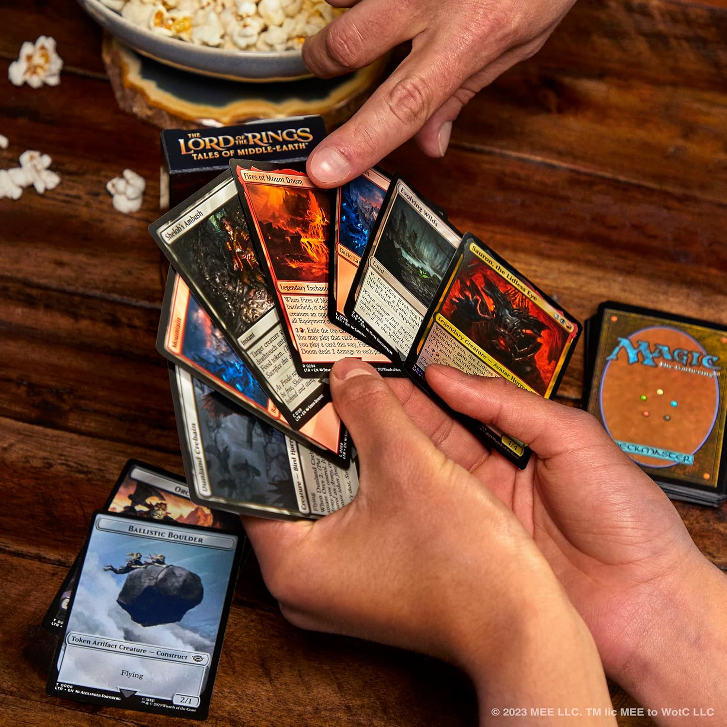 Magic The Gathering The Lord of The Rings: Tales of Middle-Earth Starter Kit | Learn to Play with 2 Ready-to-Play Decks | 2 Codes to Play Online | Ages 13+ | 2 Players