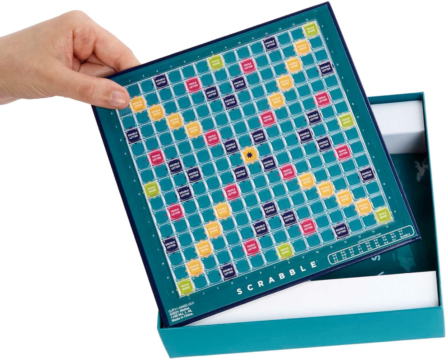 Mattel Games Scrabble Travel Game, Portable and Compact, 2-4 Players, Includes Playing Board, 4 Racks, 100 Letter Tiles, a Tile Bag, and Rules, 10Y+, CJT11(Packaging May Vary)
