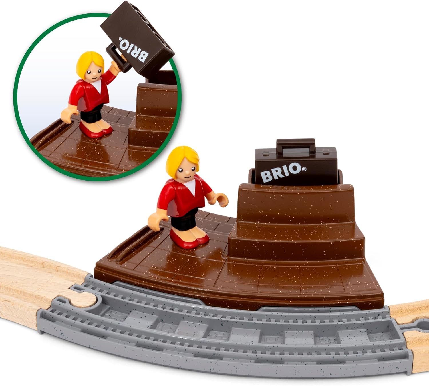 BRIO World - 36079 - Circuit en 8 Voyageurs - Coffret Complet de 22 pièces avec Pont - Circuit de Train en Bois - Jouet Mixte à partir de 3 Ans