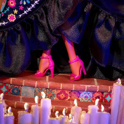 Barbie Signature Doll, 2024 Día De Muertos Collectible in Black Dress with Blue Ruffle Top, Embroidered Print, and Colorful Accessories, HRM72