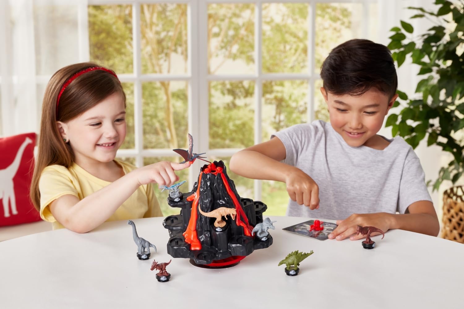 EPOCH Games - 7509 Jurassic World Shaky Volcano - Action Game