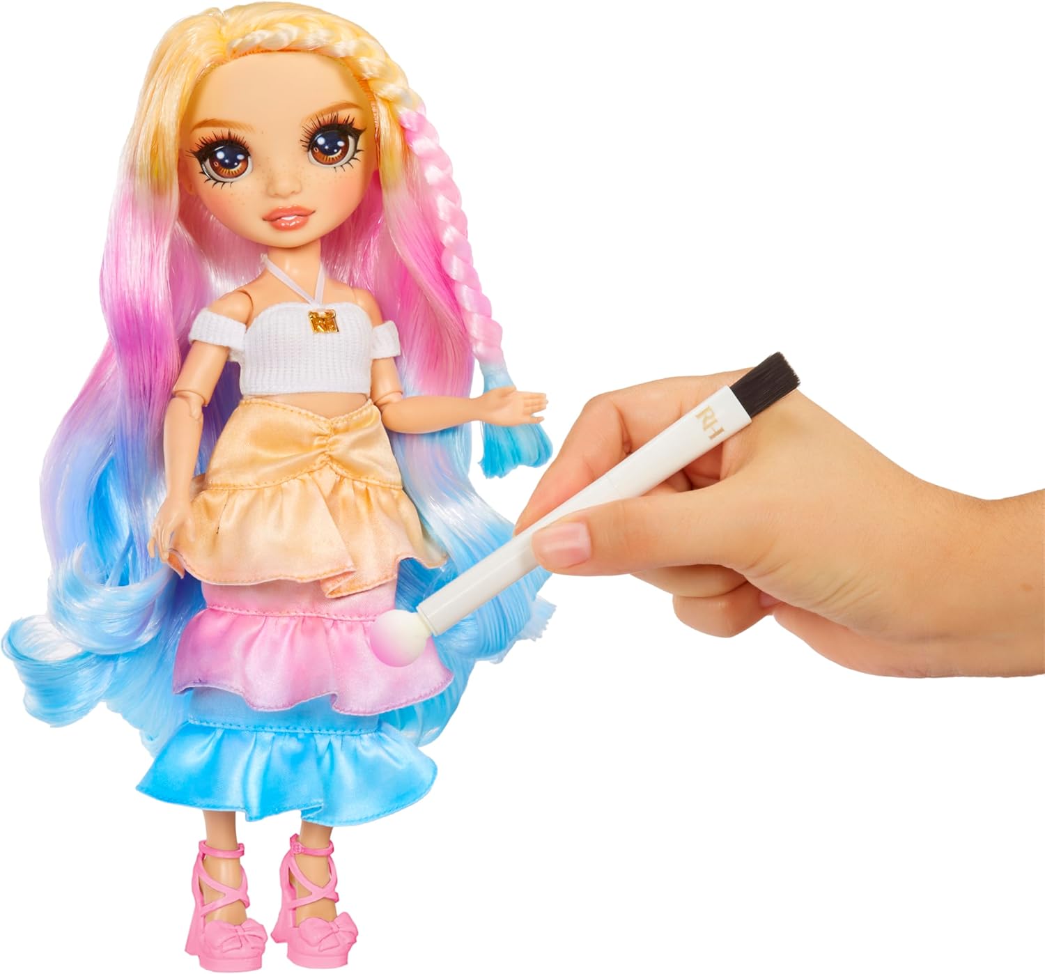 Rainbow High Watercolour & Create DIY Fashion Doll with Washable Watercolours and Tie-Dye Kit - Brown Eyes, Curled Hair, Extra Top & Shoes - Colour, Create, Play, Rinse and Repeat - Kids 4-12+ Years