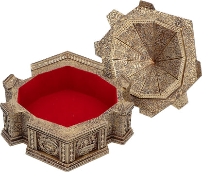 Nemesis Now Harry Potter Hogwarts, scatola portagioie in resina, oro, prodotto con licenza ufficiale Harry Potter, scatola per accessori Hogwarts, interno in velluto rosso, fusa nella migliore resina