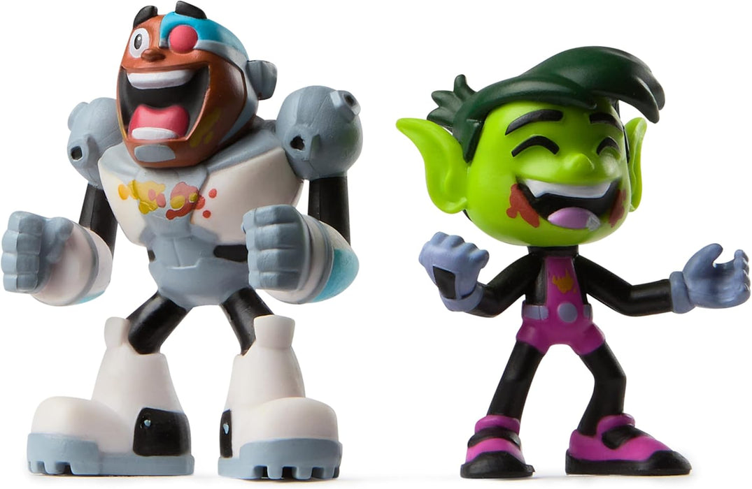 DC Comics Teen Titans Go! Kitchen Chaos Dis-Play Set with Beast Boy and Cyborg Figures and Accessories, Playset Kids’ Toys for Boys and Girls Aged 4 and Up