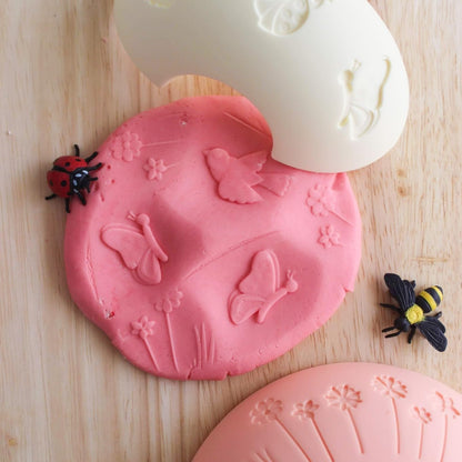 Jellystone Designs, Gioco Impilabile Over The Rainbow, Gioco Sensoriale per Bambini da 9 Mesi di età, Aiuta Lo Sviluppo Sensoriale e Cognitivo, in Silicone Alimentare, Arcobaleno, 8,9x17,5x5 cm