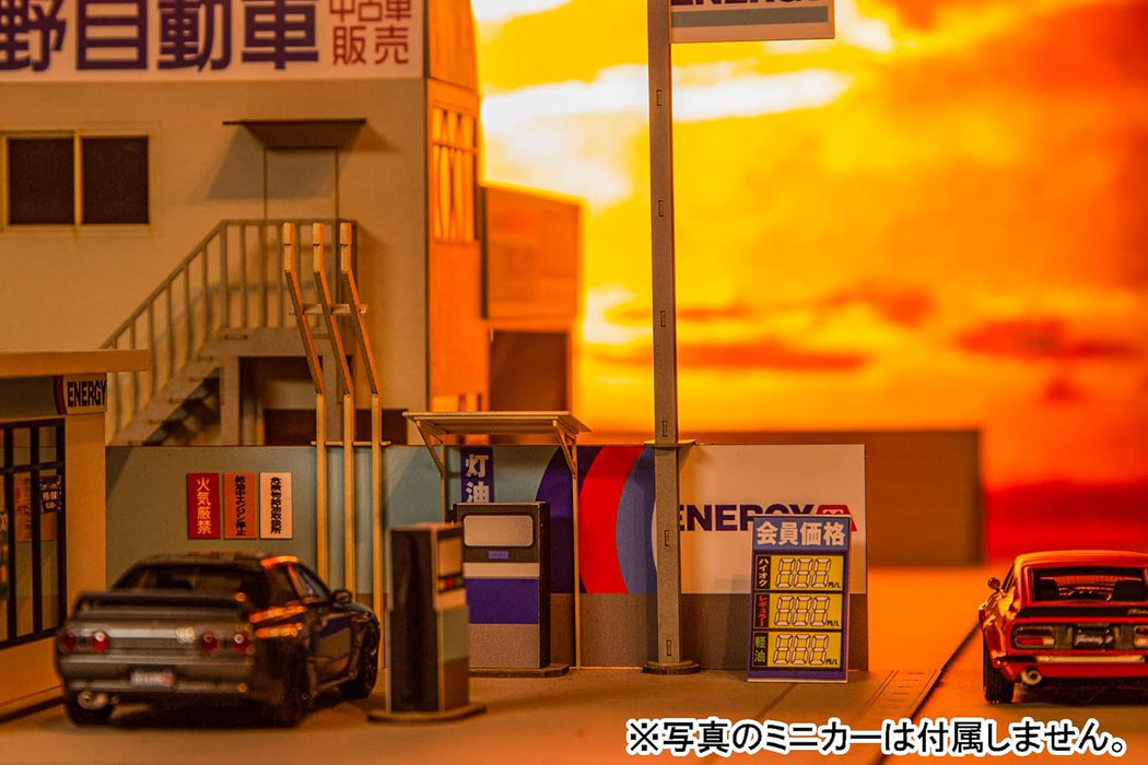 Plum Gas Station 1:64 Scale Papercraft Kit