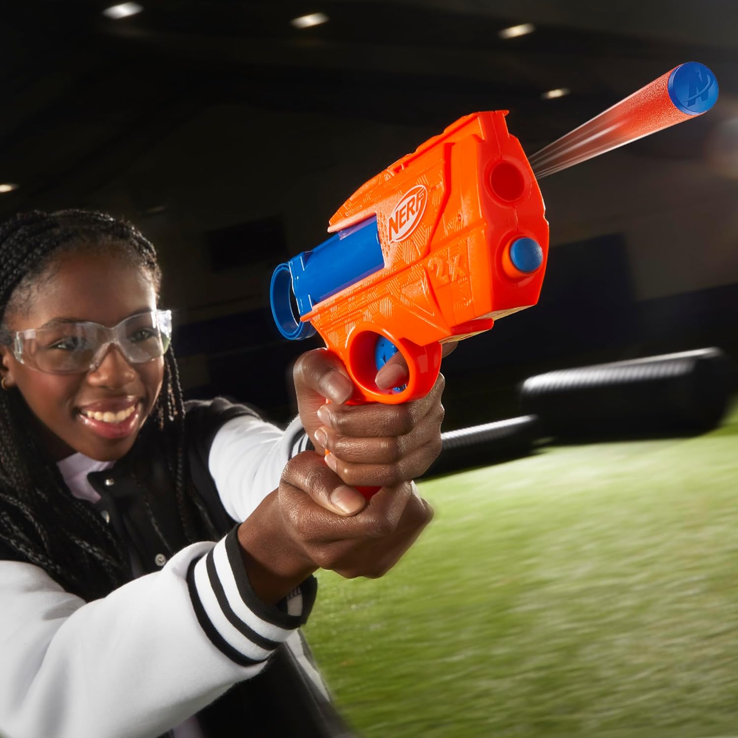 Nerf N Series Lanza Dardos Ward, 2 Dardos de Espuma, Actividades al Aire Libre, Regalo Navideño para Niños y Niñas de 8 Años o Más, Juguete de Reyes Magos