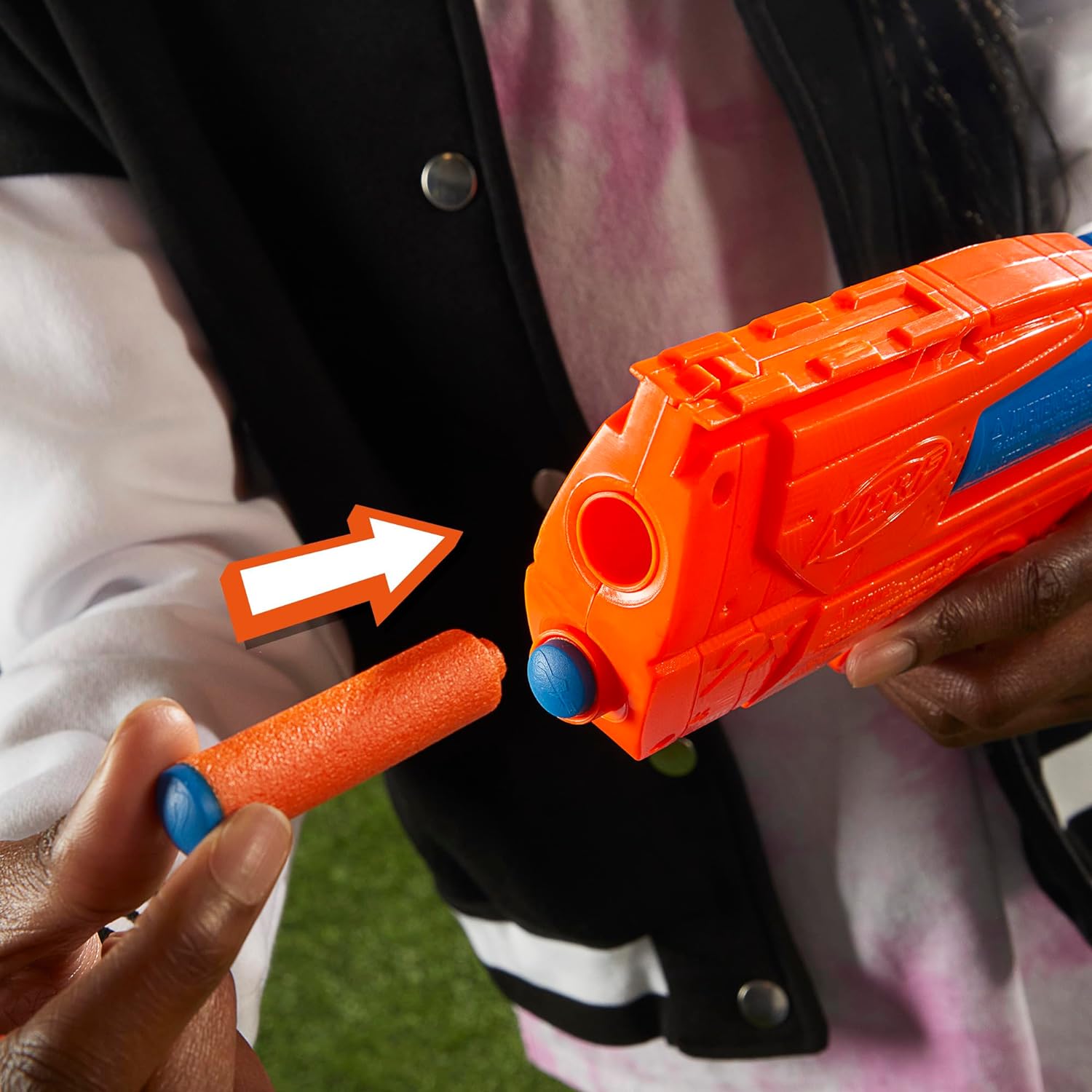 Nerf N Series Lanza Dardos Ward, 2 Dardos de Espuma, Actividades al Aire Libre, Regalo Navideño para Niños y Niñas de 8 Años o Más, Juguete de Reyes Magos