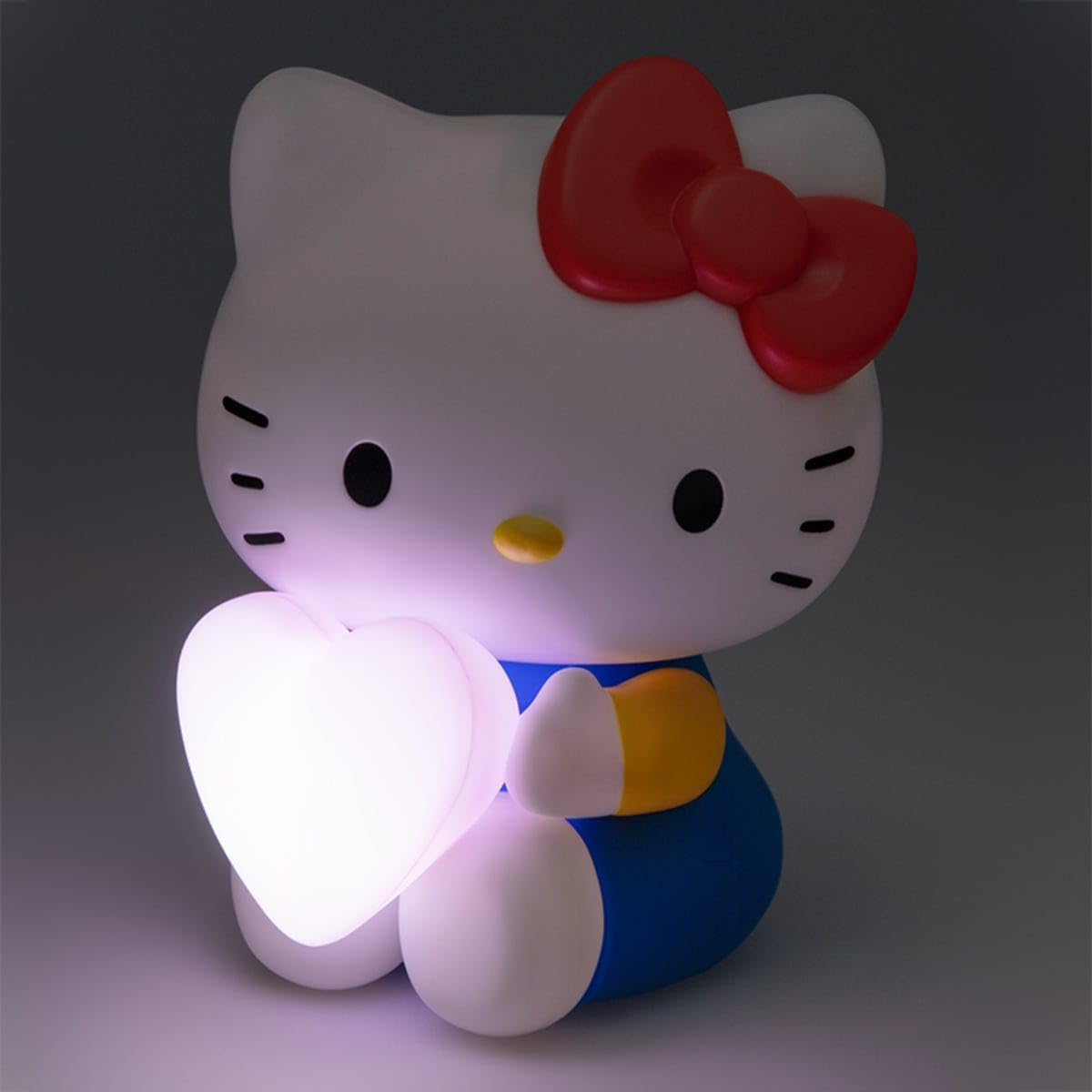 Hello Kitty 3D Shaped Light with Heart - Officially Licensed Sanrio Character Lamp, for Bedside Table or Shelf Decor, Battery Powered | Paladone