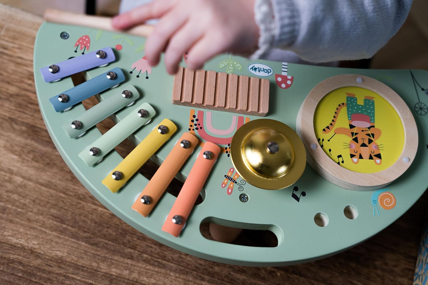 Dantoy - Children's Wooden Music Station - Role Play - Wooden Toy - with Accessories - 3+ Years