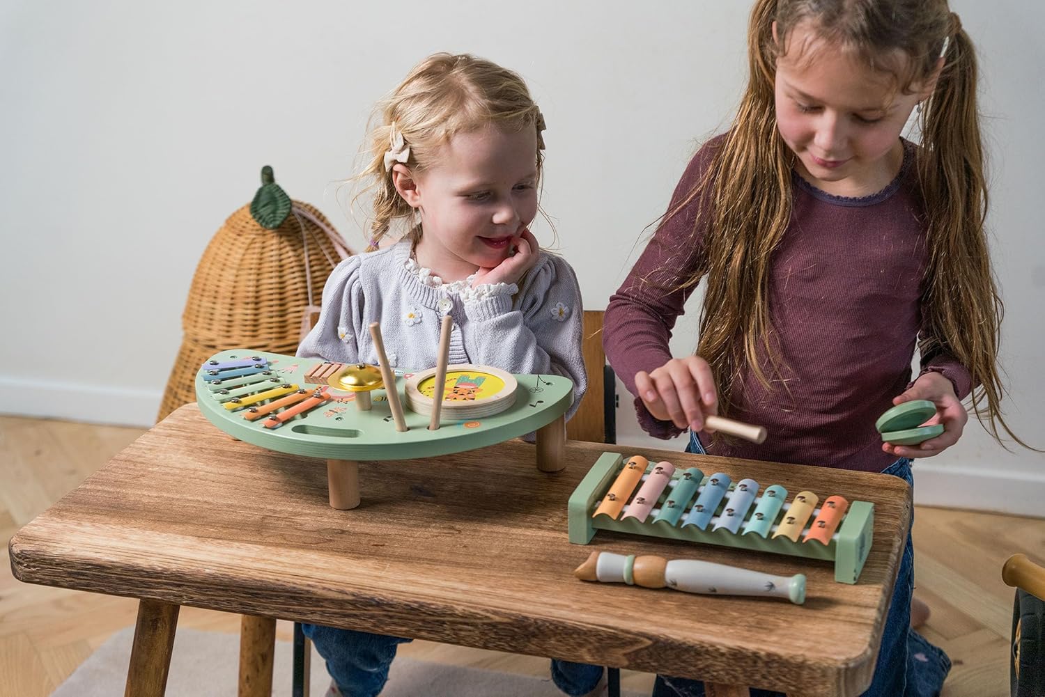 Dantoy - Multi Musik Set aus Holz - Rollenspiel - Holzspielzeug - mit Zubehör - 3+ Jahre