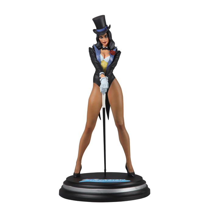 McFarlane Toys - DC Direct Zatanna by J. Scott Campbell (DC Cover Girls) 1:8 Scale Resin Statue