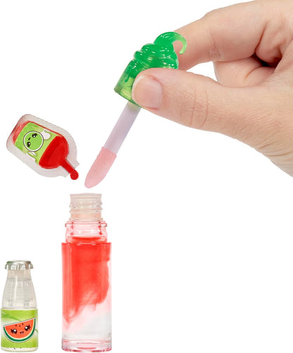 YUMMILAND Lipgloss Pop - Maya Watermelon - Geurende Karakterpop met DIY Lipgloss Set - Geschikt voor Kinderen Vanaf 4 Jaar