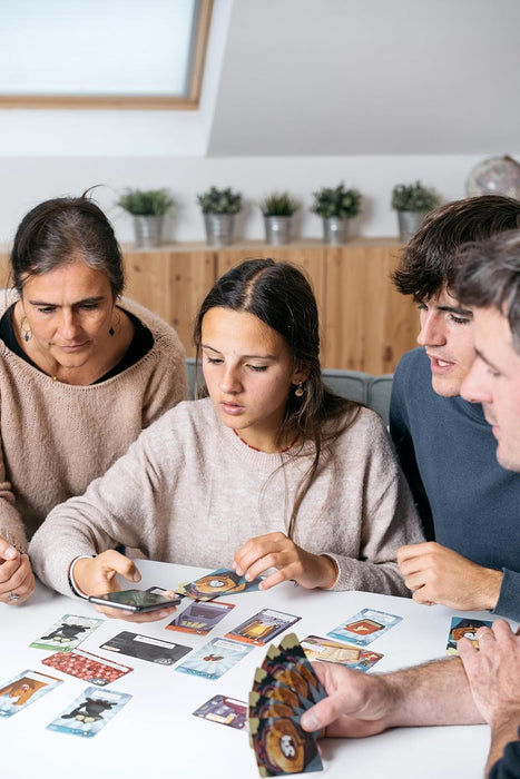 Space Cowboys Unlock! Supernatural Adventures Card Game - Escape Room-geïnspireerd coöperatief avontuur, leuk familiespel voor kinderen en volwassenen, leeftijd 10+, 1-6 spelers, 1 uur speeltijd